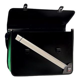 ARDA VALIGETTA IN PLASTICA CON SOFFIETTO E INSERTO PORTA RIGA 370X520X35 mm NERO