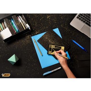 BIC MY SURPRISE BOX SET SCRITTURA CON PENNE PENNARELI TACCUINO E BLOCCO ADESIVI…