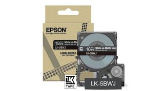 Epson LabelWorks LK-5BWJ - White on matte black - Rotolo (1,8 cm x 8 m) 1 casse…