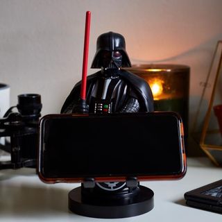 Exquisite Gaming Cable Guys Star Wars Darth Vader A New Hope - Supporto per con…