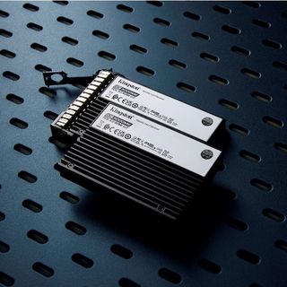 Kingston Enterprise DC3000ME U.2 PCIe 5.0 NVMe 15.36TB con crittografia